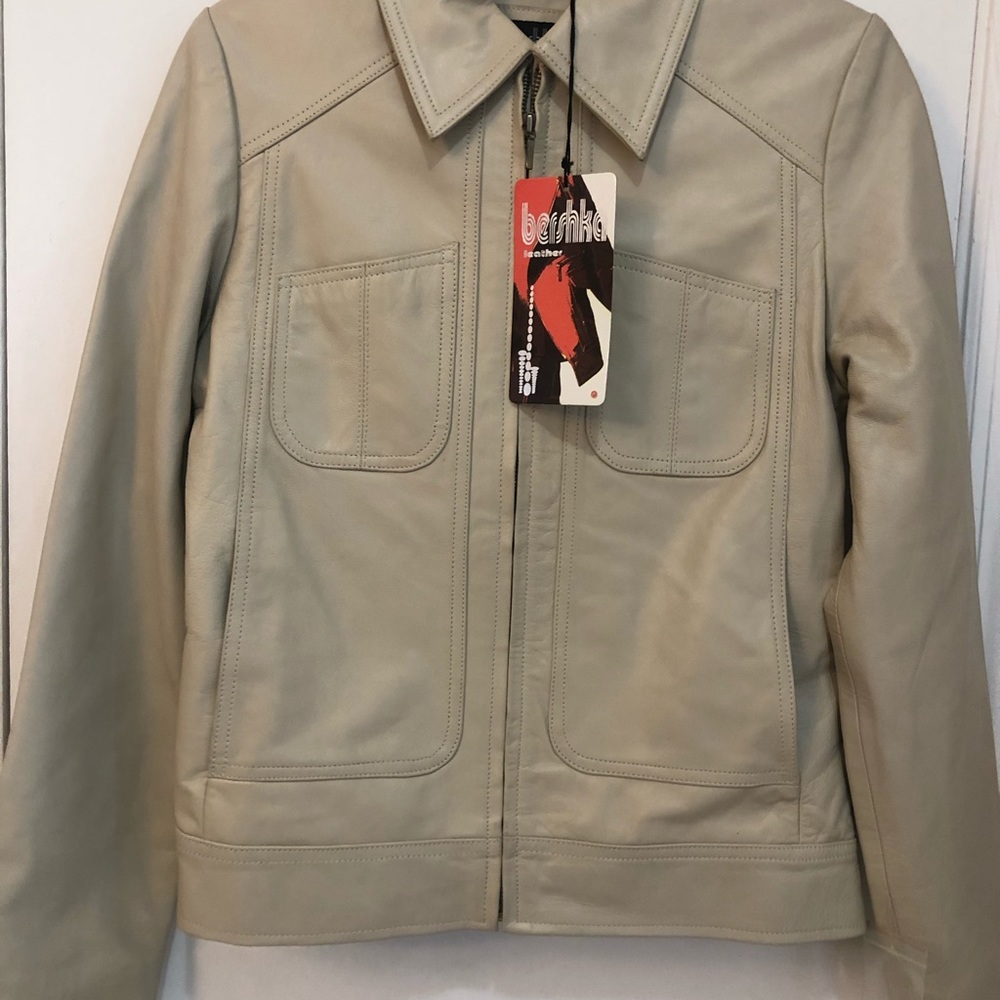 Leather jacket - Picture 2 of 3